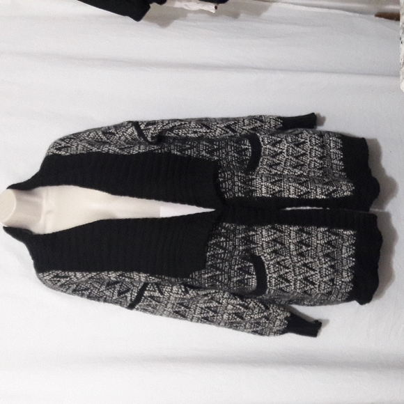 Cynthia Rowley Cardigan Women Size XL Black White Alpaca Wool Blend Lape… - Picture 1 of 10